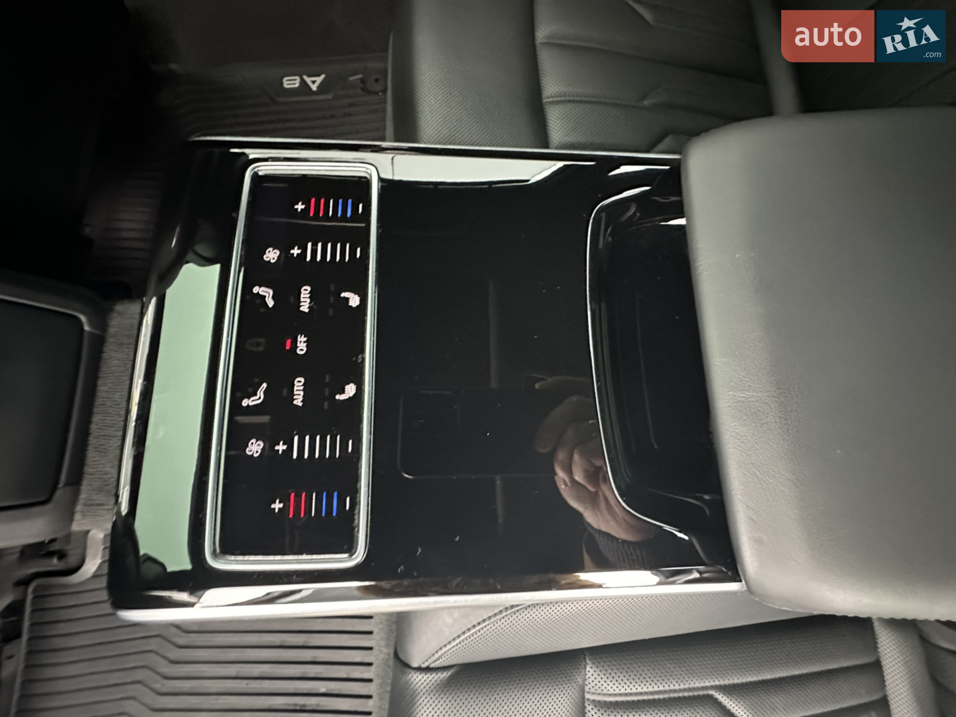 2019 Audi A8 - мініатюра 2