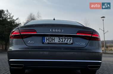Седан Audi A8 2015 в 