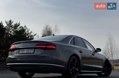 Седан Audi A8 2015 в 