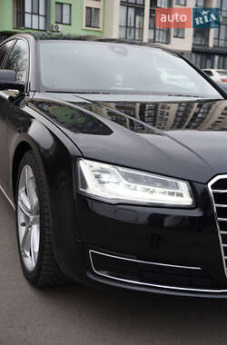 Седан Audi A8 2014 в 