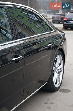 Седан Audi A8 2014 в 