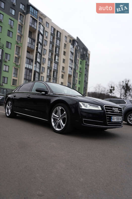 Седан Audi A8 2014 в Виннице