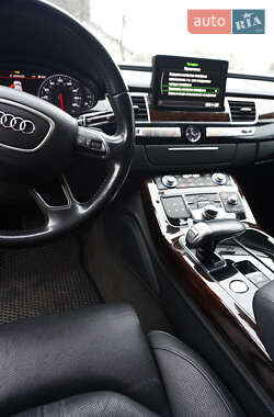 Седан Audi A8 2014 в 