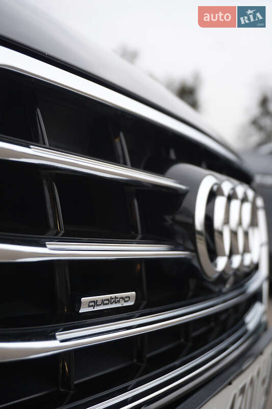 Седан Audi A8 2014 в Виннице