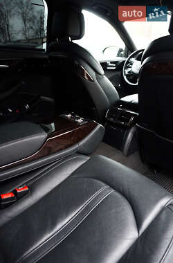 Седан Audi A8 2014 в 