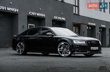 Седан Audi A8 2015 в Києві