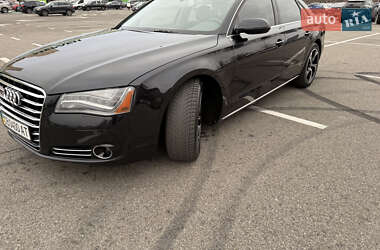 Седан Audi A8 2012 в Киеве
