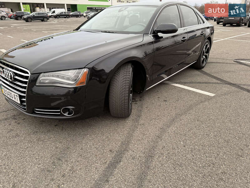 Седан Audi A8 2012 в Києві