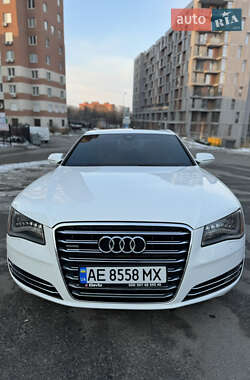 Седан Audi A8 2012 в Дніпрі