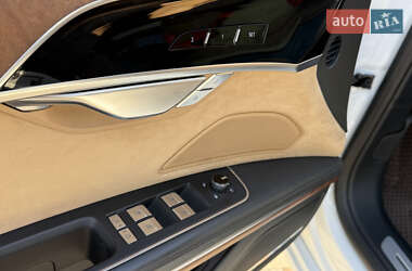Седан Audi A8 2018 в 