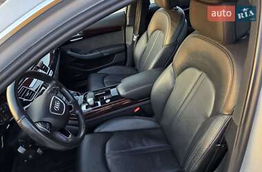 Седан Audi A8 2012 в Тернополе