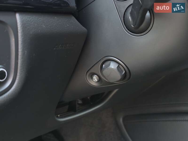 Седан Audi A8 2012 в Тернополе