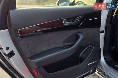 Седан Audi A8 2012 в Тернополе