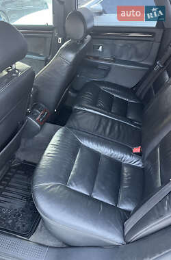Седан Audi A8 1997 в 