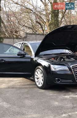 Седан Audi A8 2011 в 