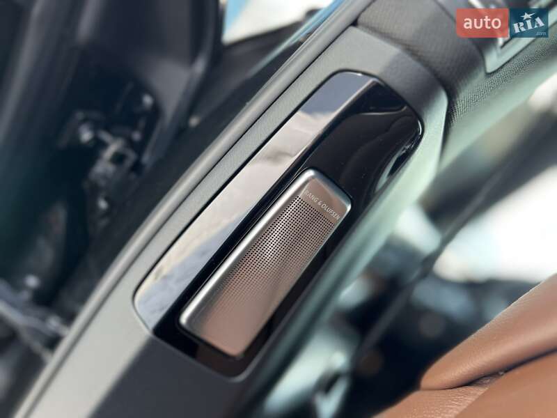 Седан Audi A8 2015 в Киеве