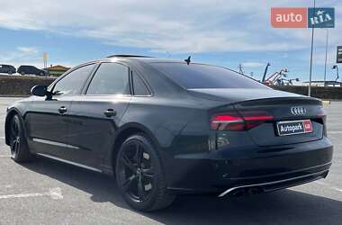 Седан Audi A8 2015 в 