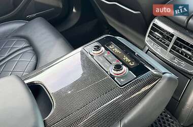 Седан Audi A8 2015 в 