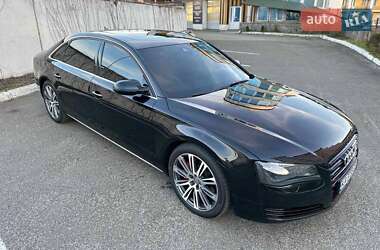 Седан Audi A8 2012 в 