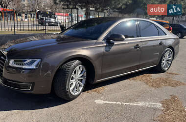 Седан Audi A8 2015 в Одессе