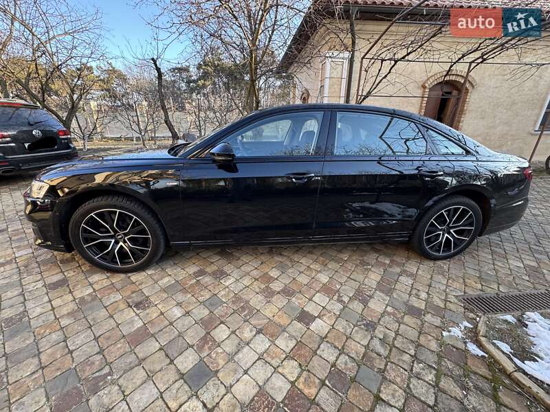 Седан Audi A8 2021 в Одессе