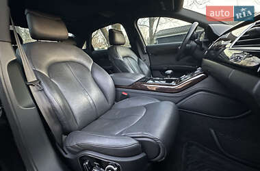 Седан Audi A8 2014 в Львове