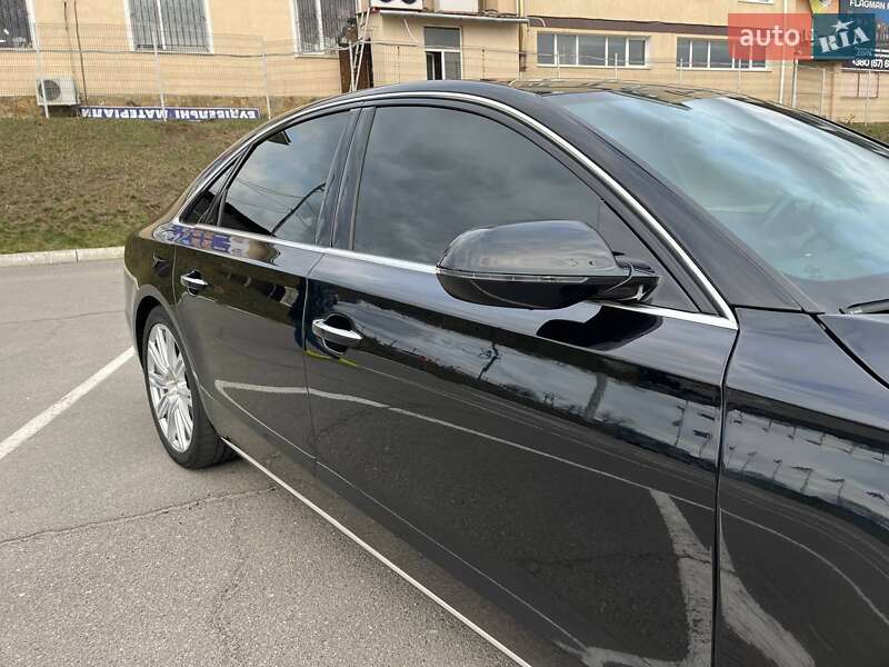 Седан Audi A8 2014 в Виннице