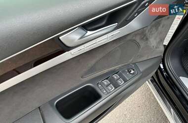 Седан Audi A8 2014 в Виннице