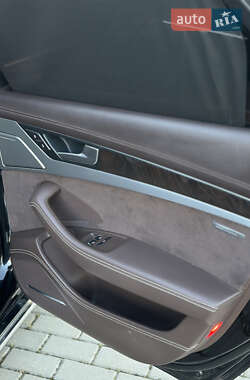 Седан Audi A8 2013 в 
