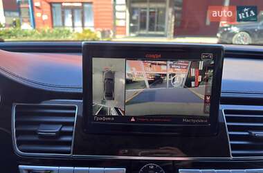 Седан Audi A8 2012 в 
