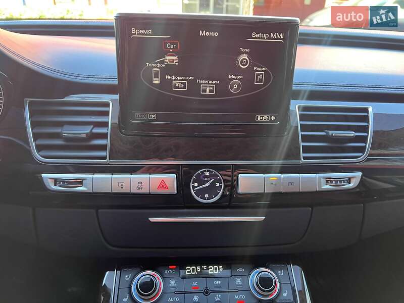 Седан Audi A8 2012 в Львове