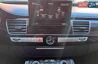 Седан Audi A8 2012 в 