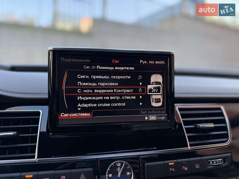 Седан Audi A8 2015 в Львове