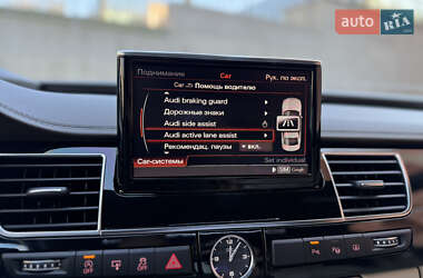 Седан Audi A8 2015 в 
