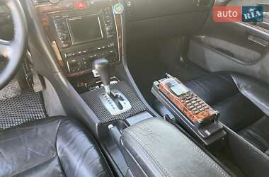 Седан Audi A8 2000 в 