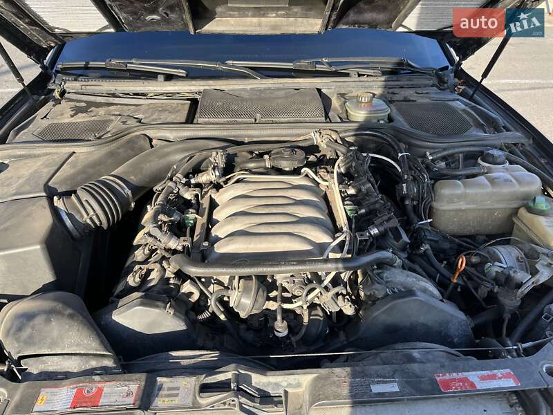 Седан Audi A8 2000 в Киеве