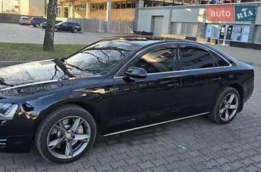Седан Audi A8 2010 в Чернівцях