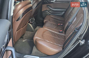 Седан Audi A8 2010 в 