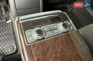 Седан Audi A8 2012 в 