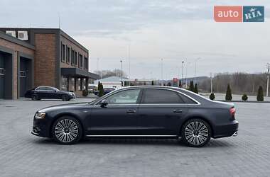 Седан Audi A8 2015 в 