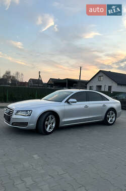 Седан Audi A8 2012 в 