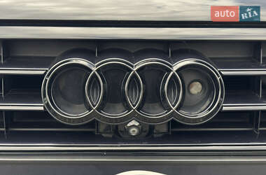 Седан Audi A8 2018 в 