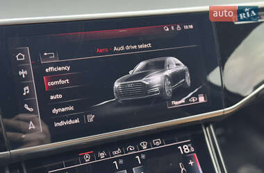 Седан Audi A8 2018 в 