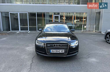 Седан Audi A8 2017 в 