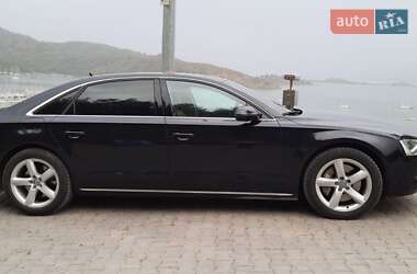 Седан Audi A8 2010 в 