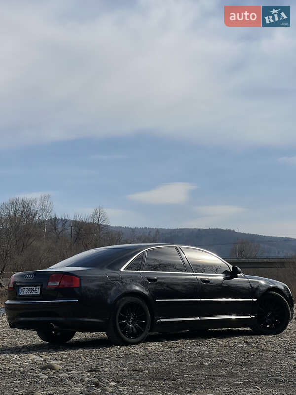 Седан Audi A8 2006 в Выгоде