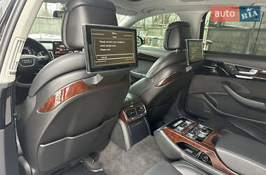 Седан Audi A8 2012 в 