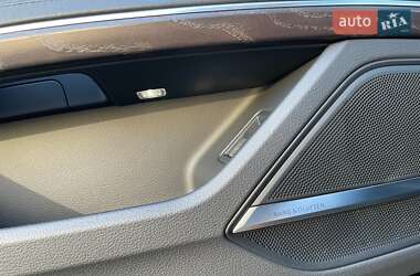 Седан Audi A8 2021 в Киеве