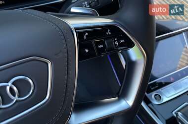Седан Audi A8 2021 в Киеве
