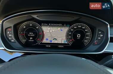 Седан Audi A8 2021 в Киеве